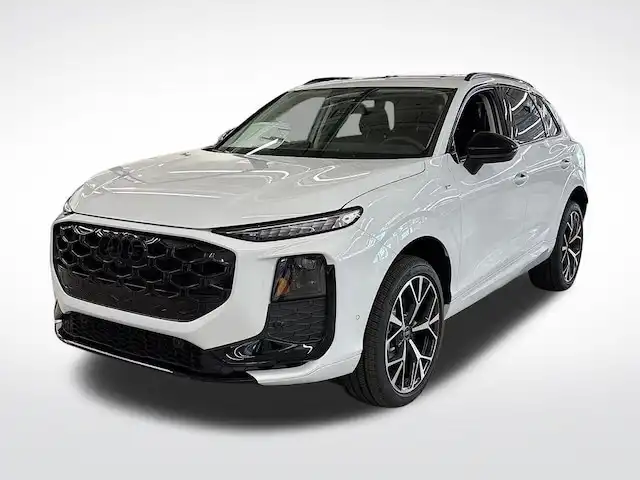 2026 Audi Q3 S Line quattro's photo