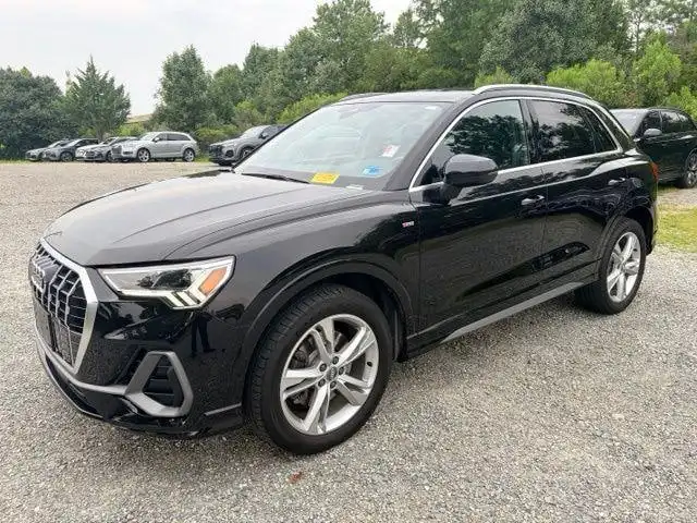 2020 Audi Q3 45 TFSI S Line Premium Plus quattro's photo