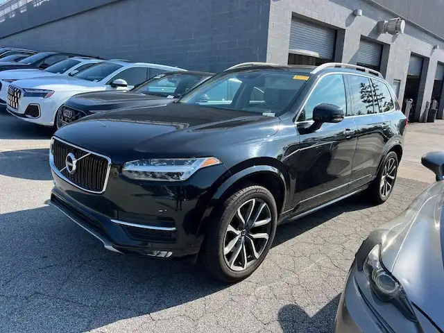 2019 Volvo XC90 T5 Momentum FWD's photo