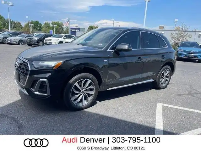 2023 Audi Q5 45 Premium Plus's photo