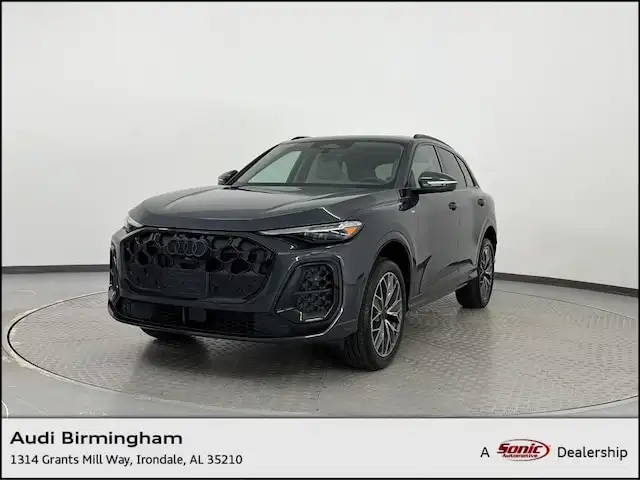 2026 Audi Q5 Premium Plus quattro's photo
