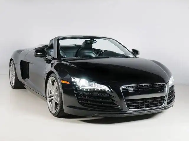 2011 Audi R8 4.2 Spyder quattro R tronic's photo