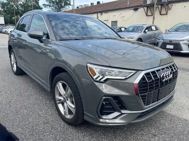 2023 Audi Q3 45 TFSI S Line Premium Plus quattro's photo