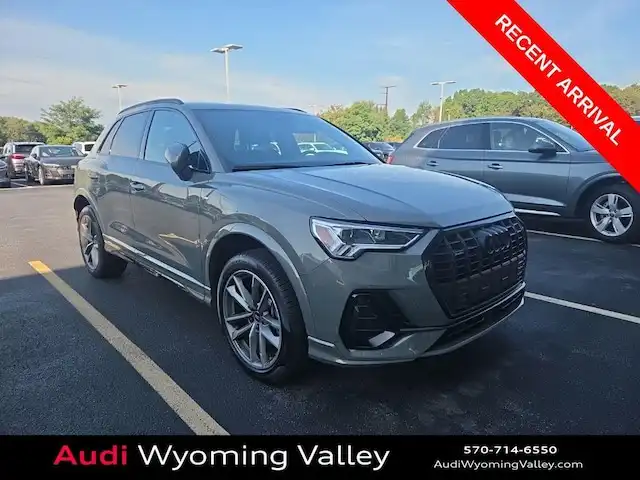 2022 Audi Q3 45 TFSI S Line Premium Plus quattro's photo