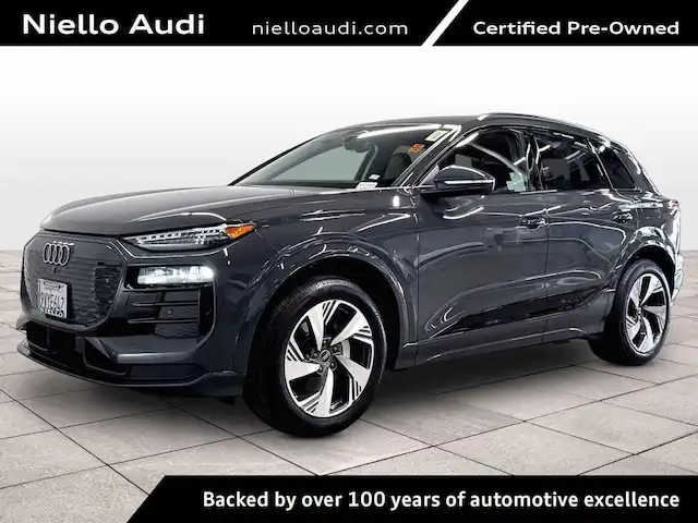 2025 Audi Q6 e-tron Premium Plus quattro's photo