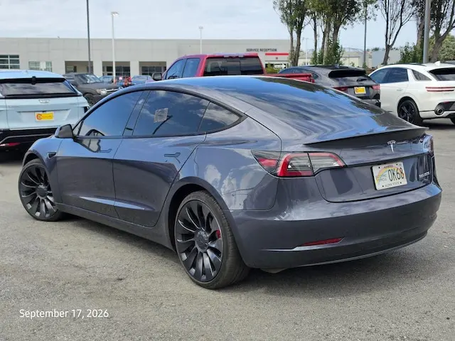 2023 Tesla Model 3 Performance photo 3