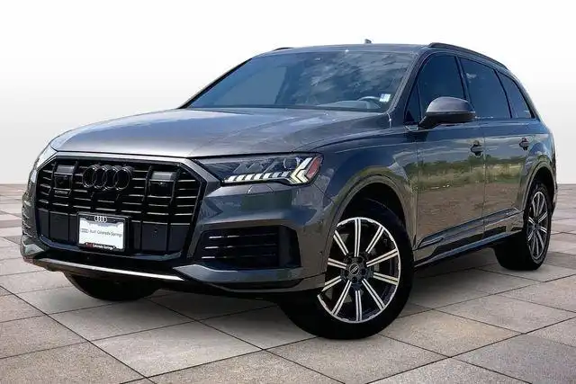 2023 Audi Q7 45 Premium Plus quattro Tiptronic's photo