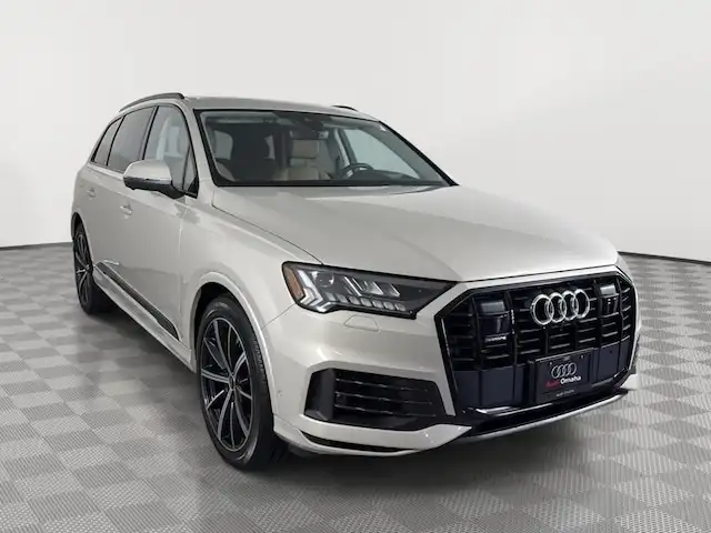 2024 Audi Q7 55 Prestige quattro Tiptronic's photo