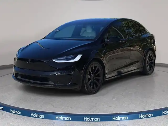 2022 Tesla Model X Plaid's photo