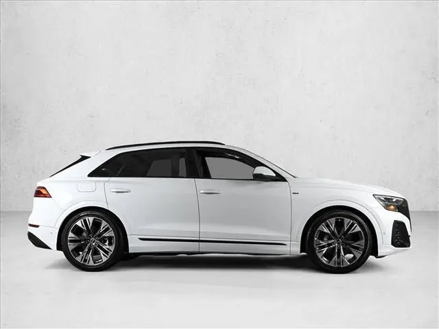 2026 Audi Q8 55 Premium Plus quattro Tiptonic photo 4