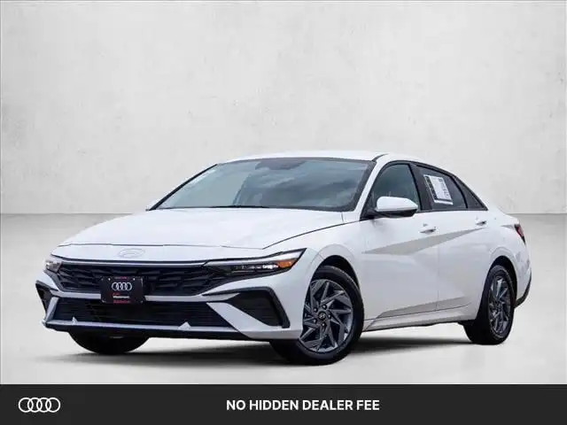 2024 Hyundai Elantra 2.0 SEL IVT's photo