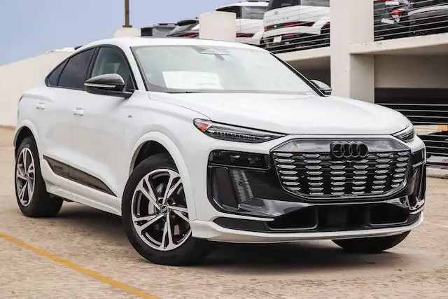 2027 Audi Q6 Sportback e-tron Premium Plus quattro's photo