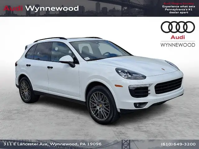 2017 Porsche Cayenne Platinum Edition photo 1