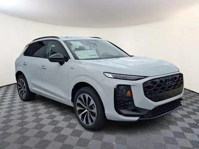 2026 Audi Q3 S line quattro's photo