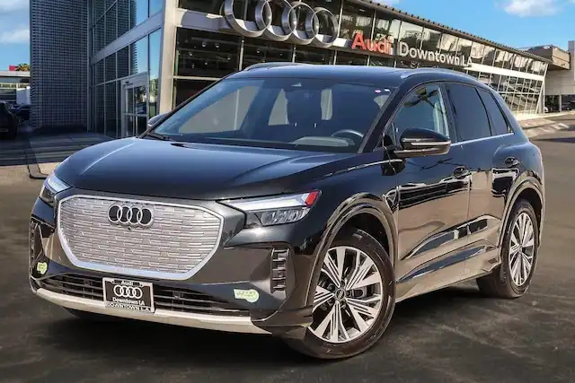 2023 Audi Q4 e-tron 40 Premium Plus's photo