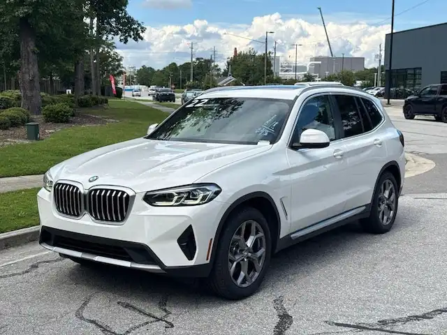 2022 BMW X3 xDrive30i's photo