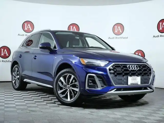 2023 Audi Q5 45 Premium's photo