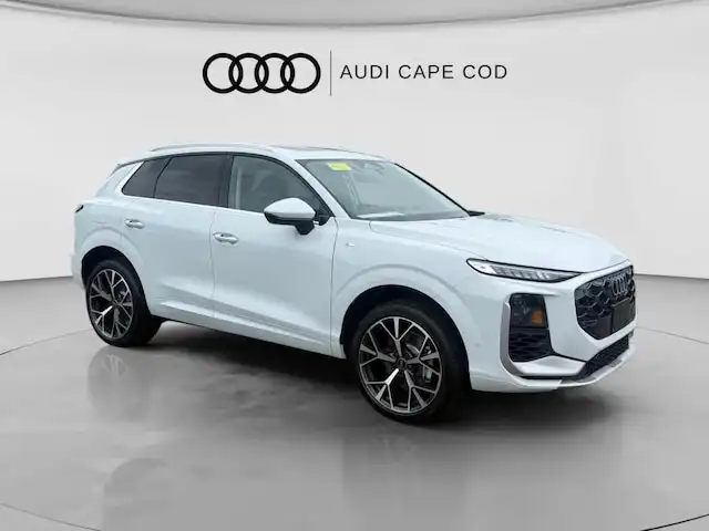 2026 Audi Q3 S Line quattro's photo