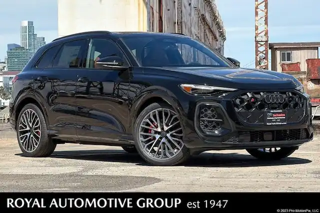 2026 Audi SQ5 Premium Plus quattro's photo