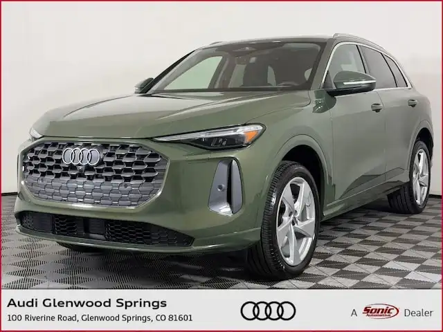 2025 Audi Q5 40 Premium Plus's photo