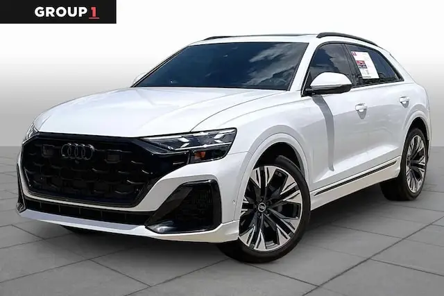 2025 Audi Q8 55 Prestige Tiptonic quattro photo 1