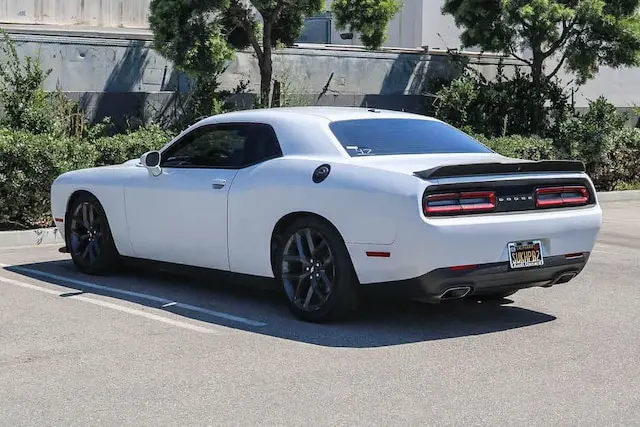2019 Dodge Challenger R/T photo 4
