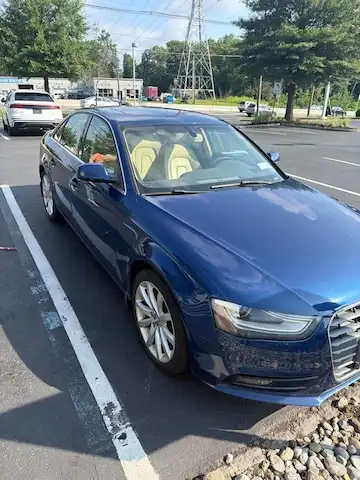 2013 Audi A4 2.0T quattro tiptronic Premium's photo