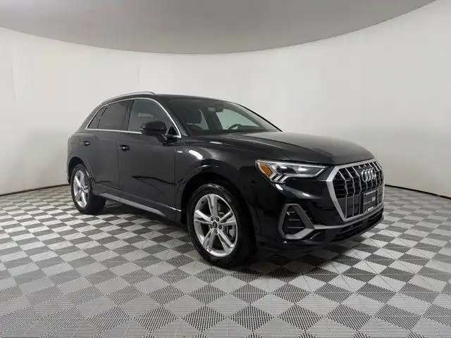 2023 Audi Q3 45 TFSI S Line Premium quattro's photo