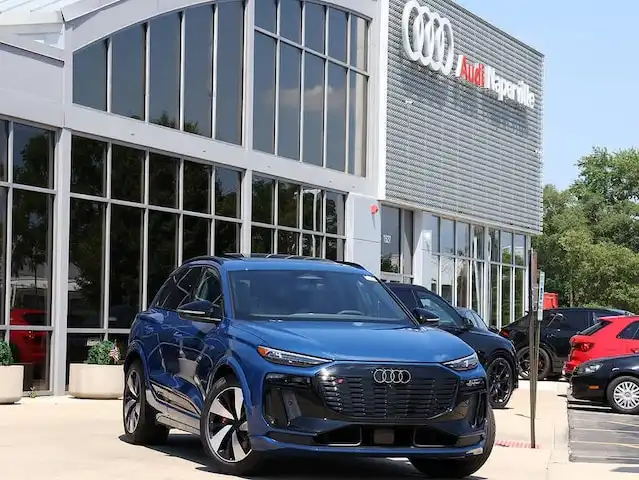 2027 Audi SQ6 e-tron Prestige quattro's photo