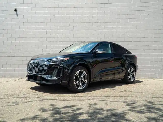 2027 Audi Q6 Sportback e-tron Premium Plus quattro's photo