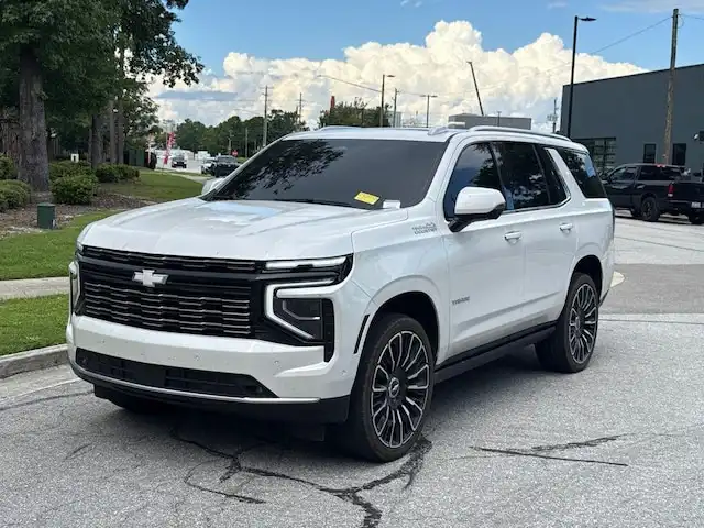 2025 Chevrolet Tahoe High Country 4WD's photo