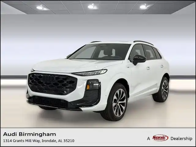 2026 Audi Q3 S line quattro's photo