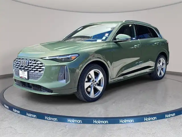 2025 Audi Q5 Prestige quattro's photo