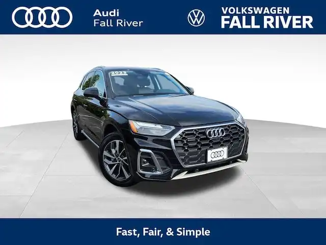 2023 Audi Q5 45 Premium Plus's photo