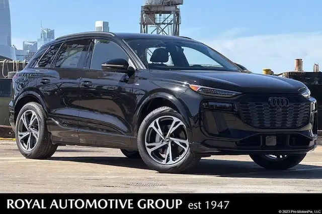 2027 Audi Q6 e-tron Premium Plus quattro's photo
