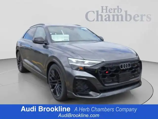 2026 Audi SQ8 Premium Plus quattro's photo