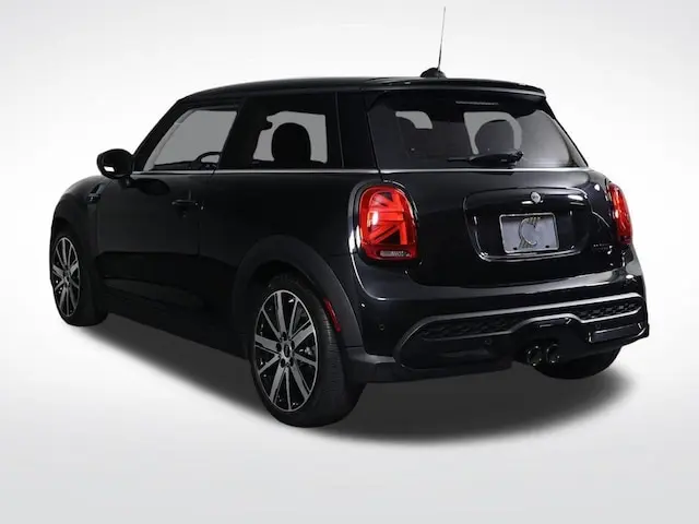 2023 MINI Cooper Cooper S 3 Door photo 3