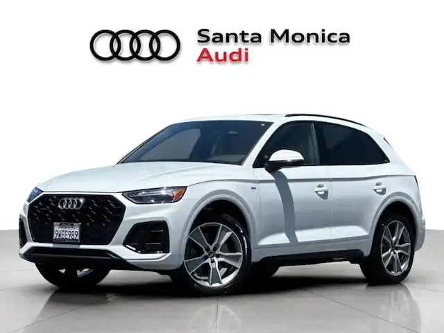 2025 Audi Q5 45 Premium's photo