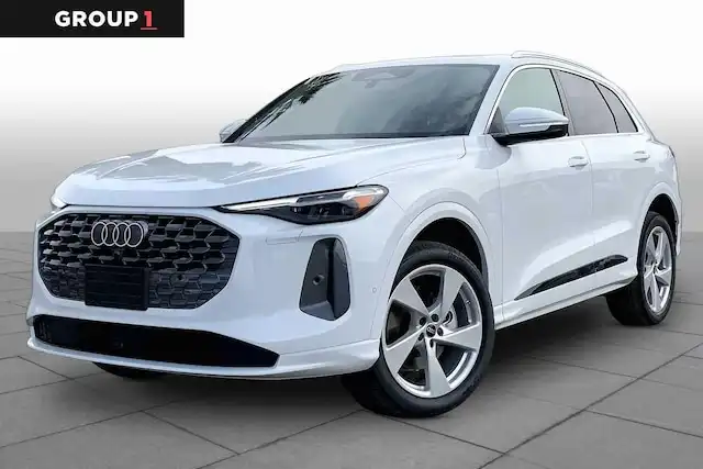 2026 Audi Q5 Premium Plus quattro's photo
