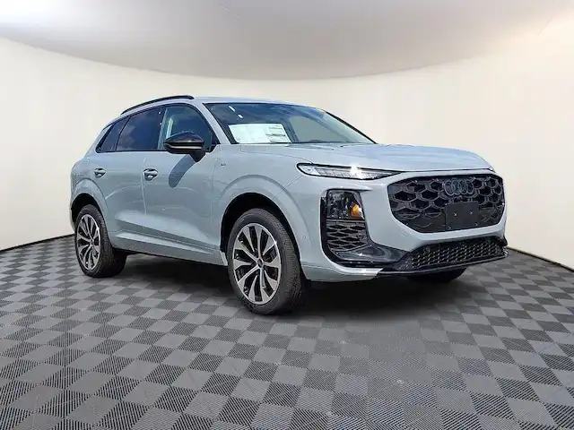 2026 Audi Q3 S line quattro's photo