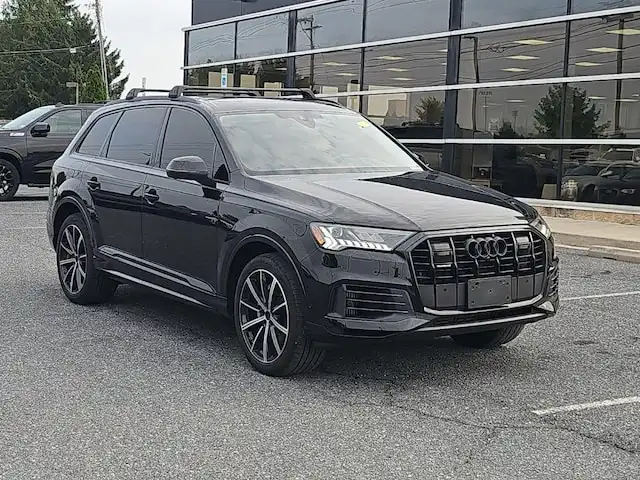 2023 Audi Q7 55 Premium Plus quattro Tiptronic's photo