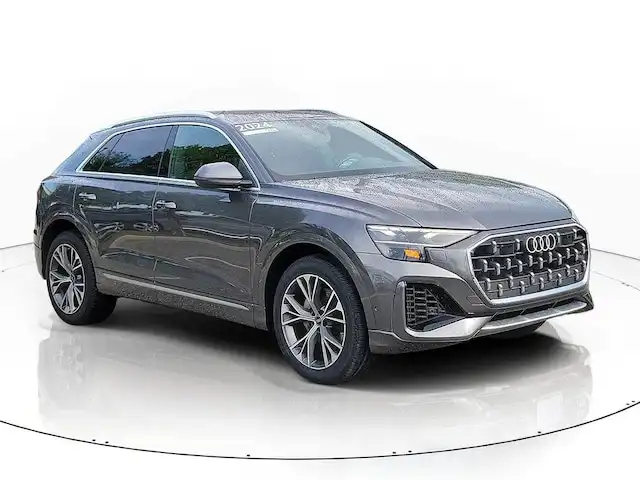 2024 Audi Q8 55 Premium Plus quattro Tiptonic's photo