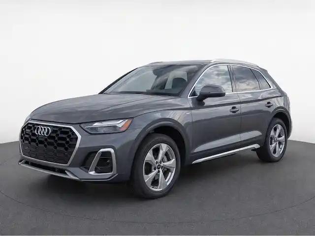 2023 Audi Q5 45 Premium Plus's photo