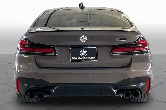 2023 BMW M5 Base photo 5