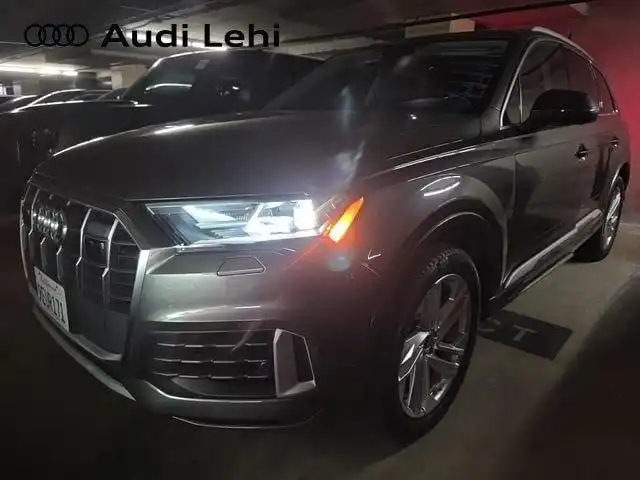 2023 Audi Q7 55 Premium Plus quattro Tiptronic's photo