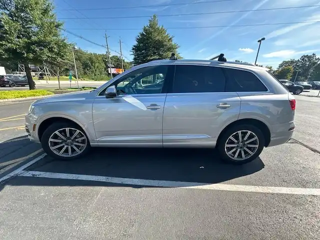 2019 Audi Q7 55 Premium Plus quattro Tiptronic's photo