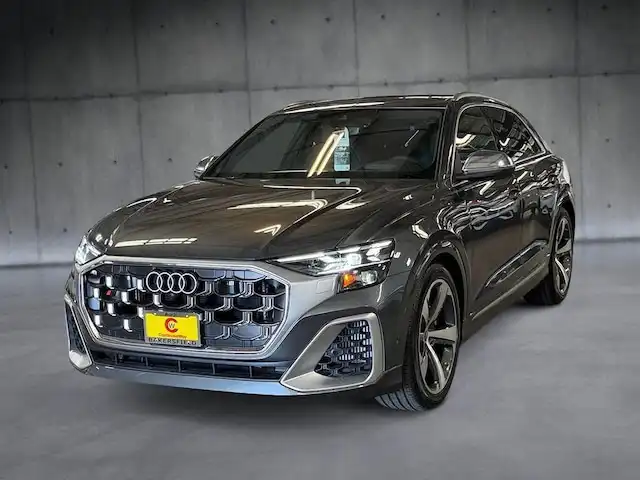2026 Audi SQ8 Prestige quattro's photo