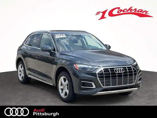 2023 Audi Q5 45 Premium Plus's photo