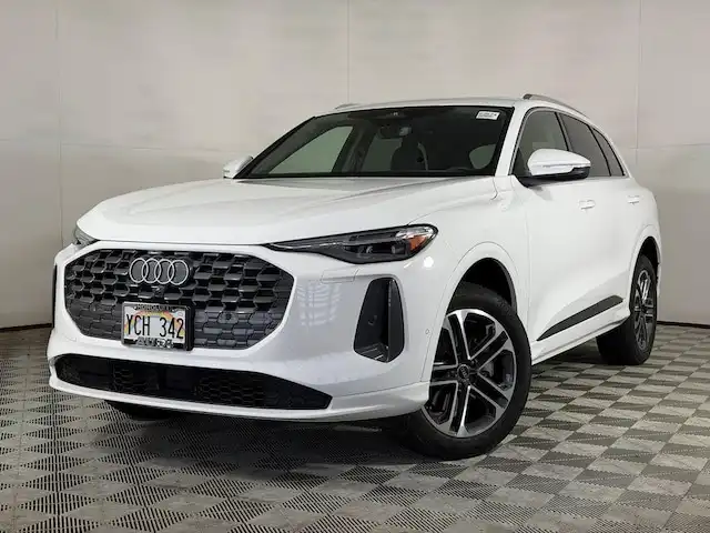 2025 Audi Q5 40 Premium Plus's photo