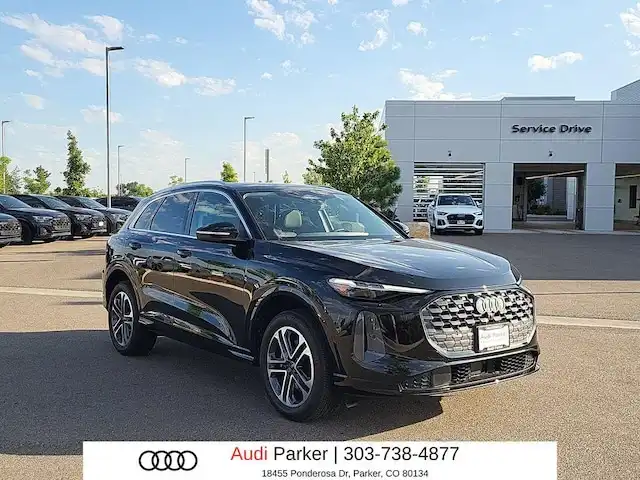 2025 Audi Q5 40 Premium Plus's photo